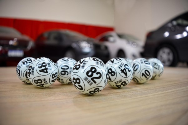 Keno-99845-Balls Keno balls on table